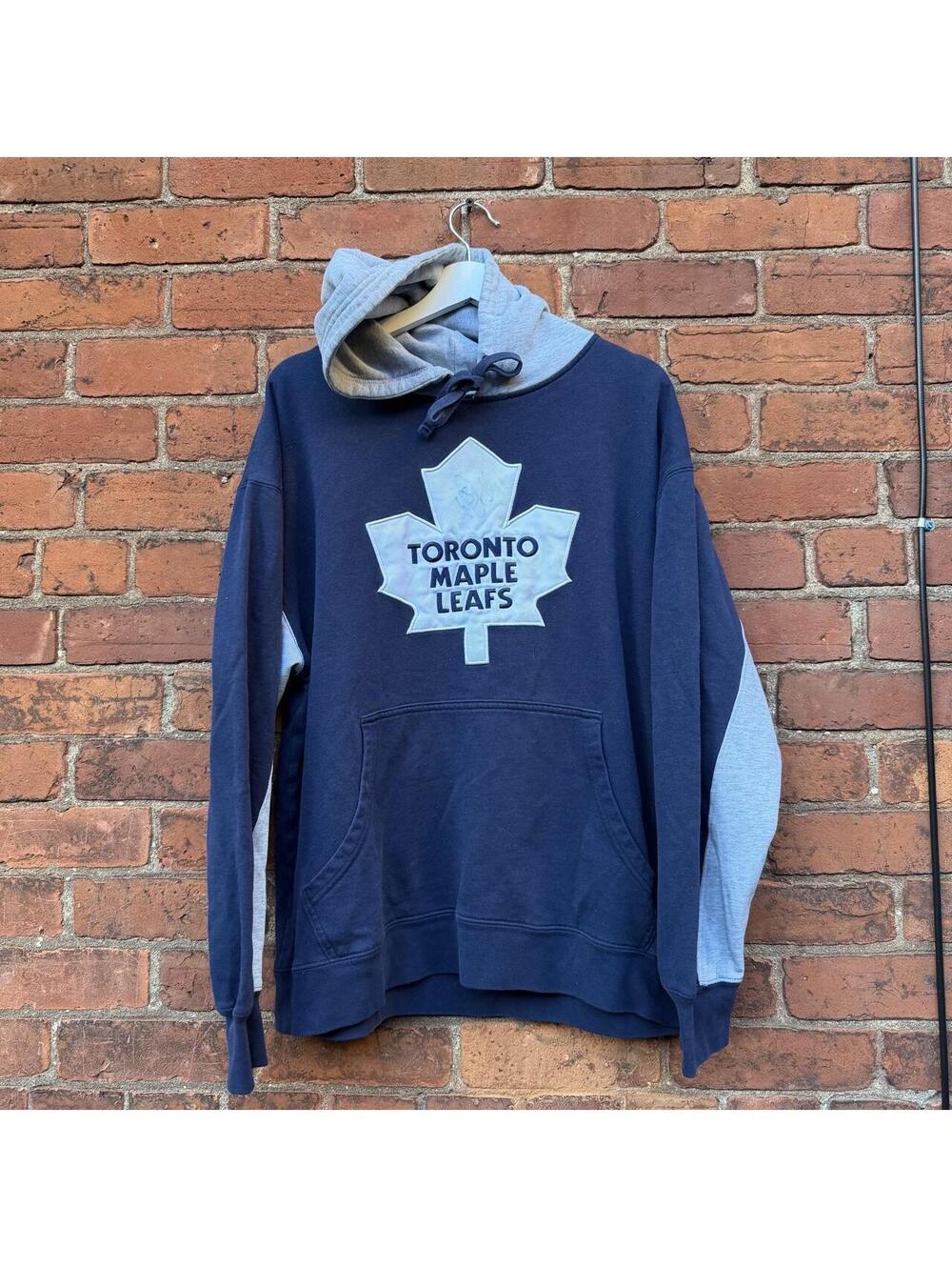 Vintage Toronto maple leafs hoodie Doug gilmour autograph XL